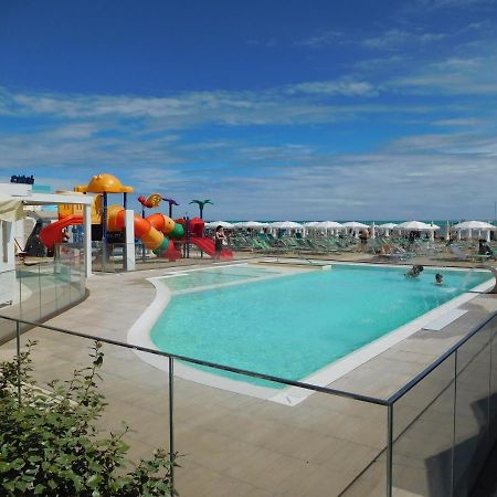 Hotel Villa Linda - Family Hotel - Nuova Costruzione Antisismica 리치오네 외부 사진