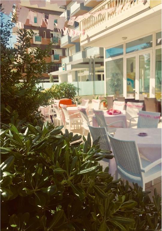 Hotel Villa Linda - Family Hotel - Nuova Costruzione Antisismica 리치오네 외부 사진