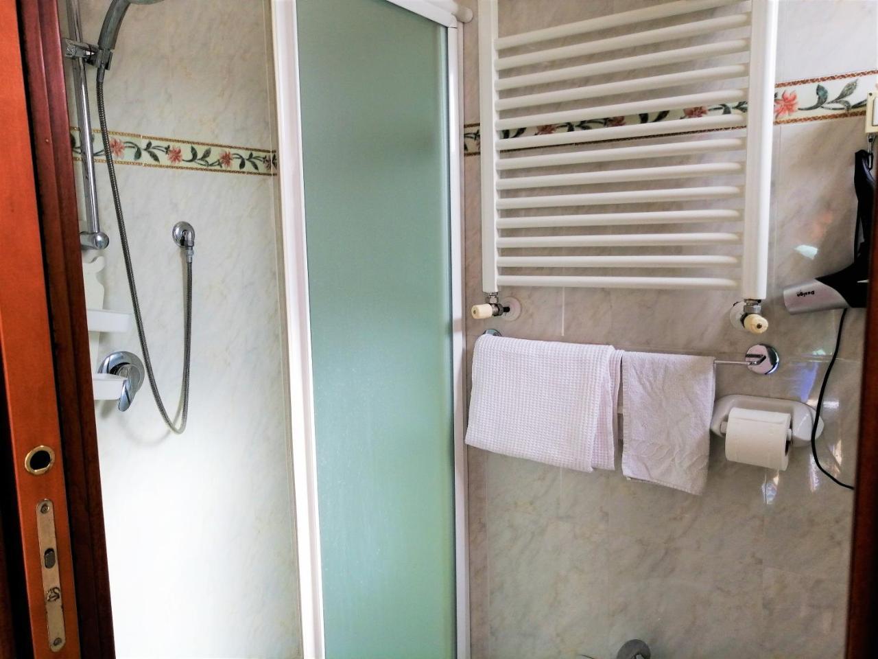 Hotel Villa Linda - Family Hotel - Nuova Costruzione Antisismica 리치오네 외부 사진