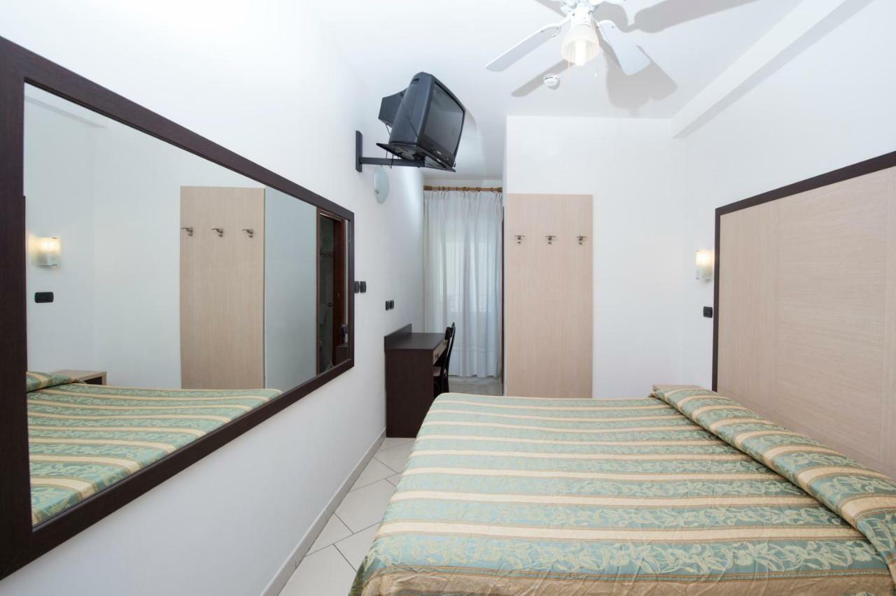 Hotel Villa Linda - Family Hotel - Nuova Costruzione Antisismica 리치오네 외부 사진